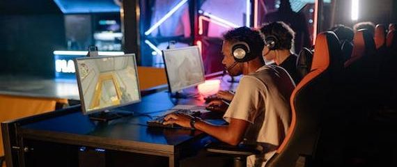 The Rise Of Online Gaming: Enhancing Fun And Connectivity